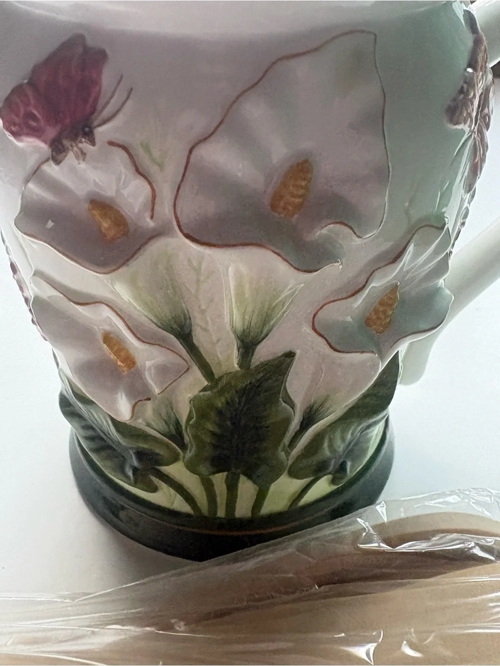None glazed ceramic